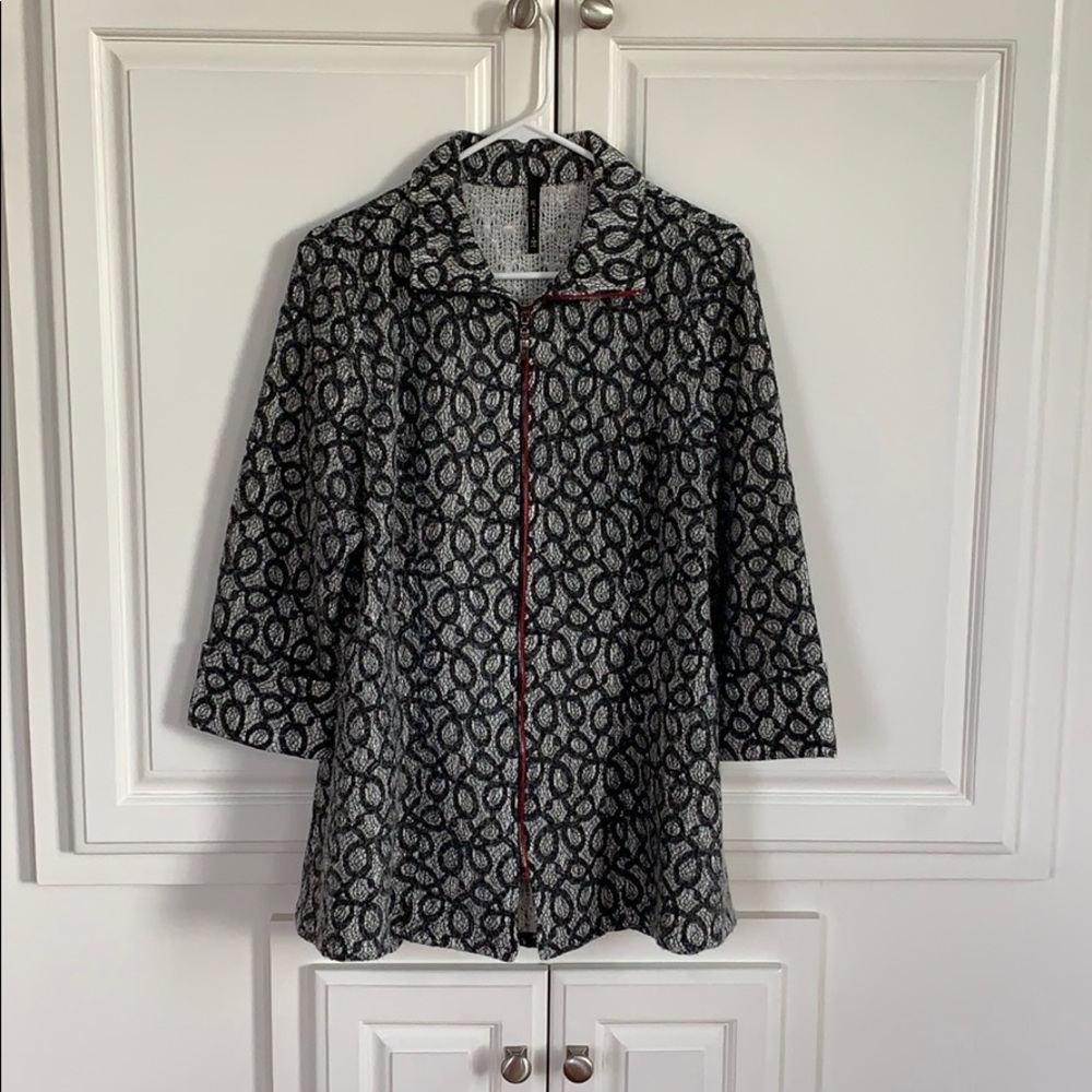 IC by Connie K Jacket Size L